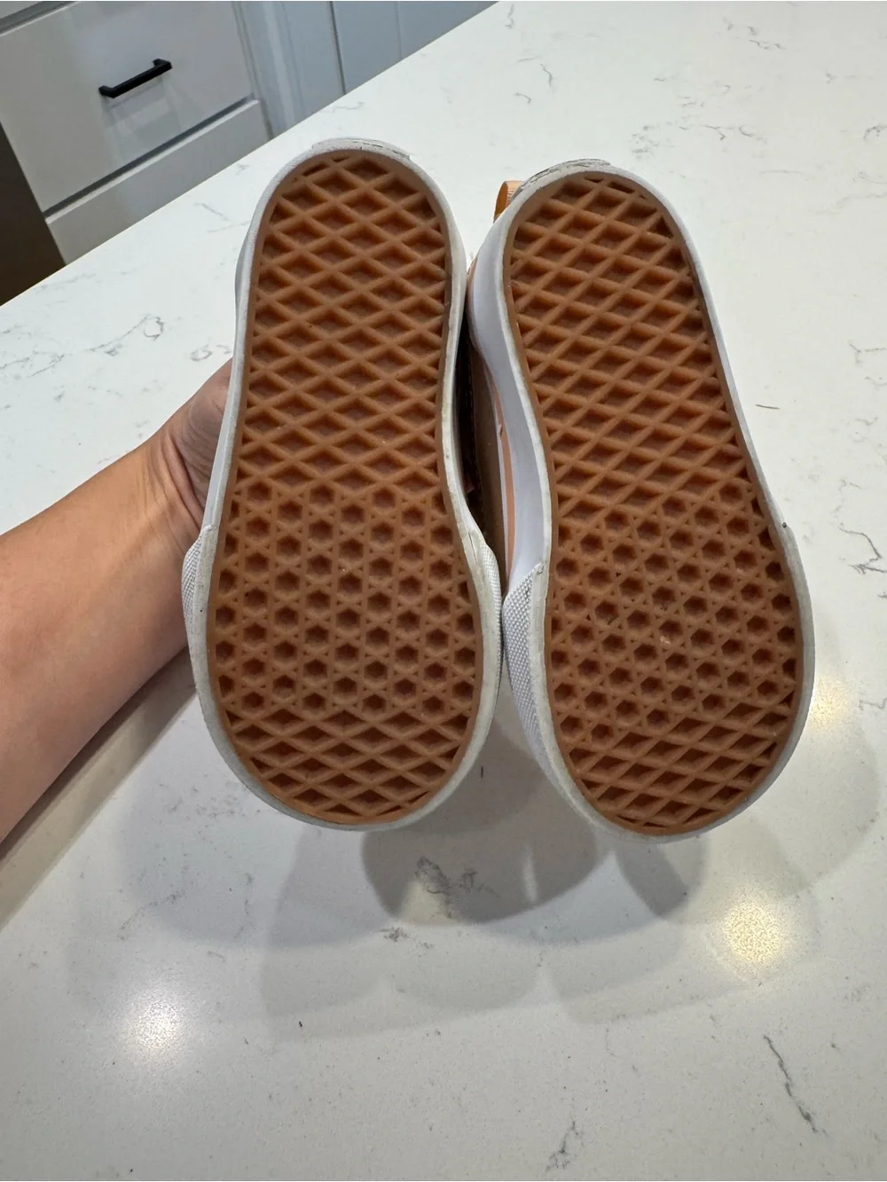 Vans ward metallic